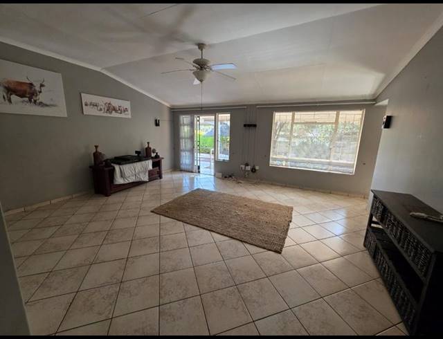 4 BEDROOM HOUSE FOR SALE IN MAGALIESKRUIN